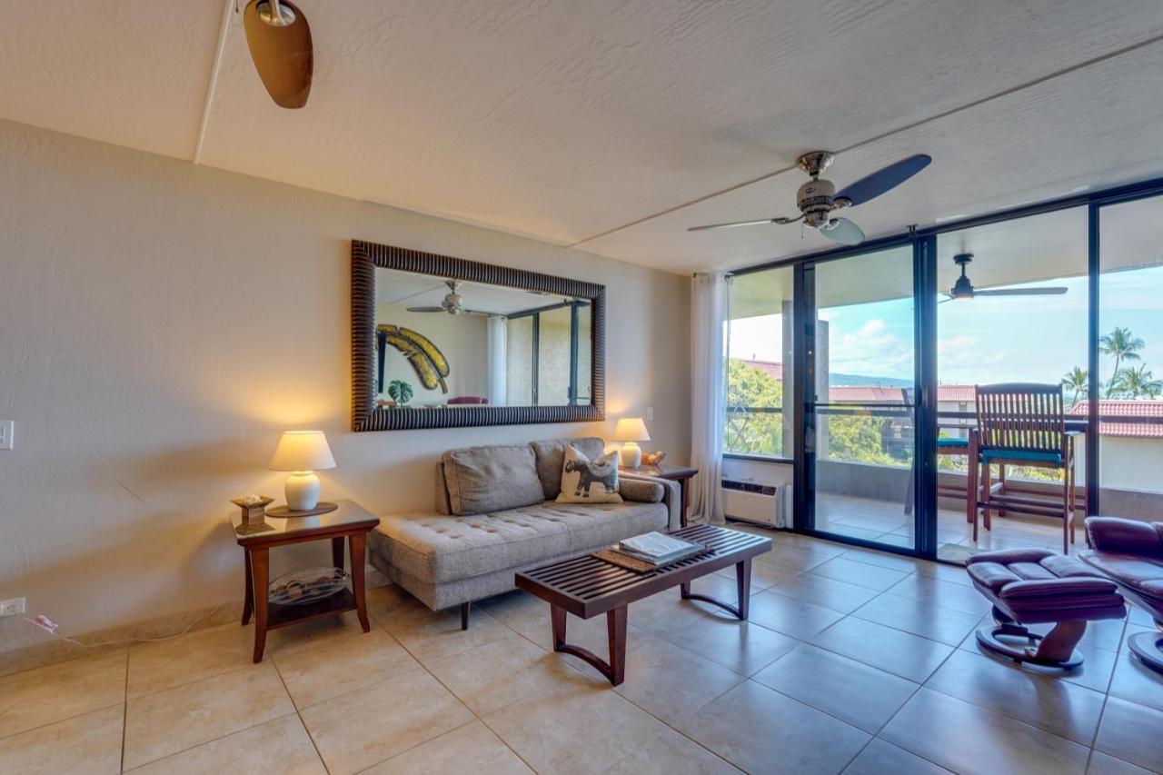 Kona Pacific Top Floor Retreat Ocean View And Pool! Kailua-Kona Zewnętrze zdjęcie